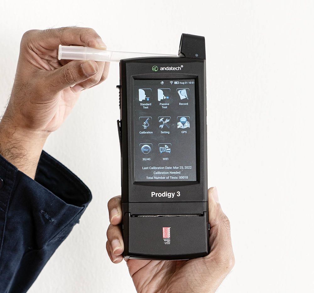 Attach a mouthpiece on the Andatech Prodigy 3 workplace breathalyser