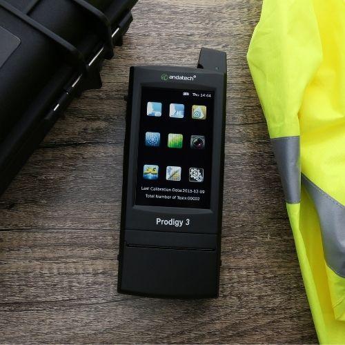 Portable breathalyser for the workplace - Andatech Prodigy 3